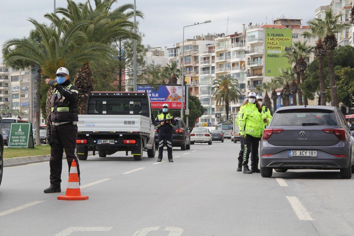 İzmir’de MOBESE’ye yansıyan kazalar