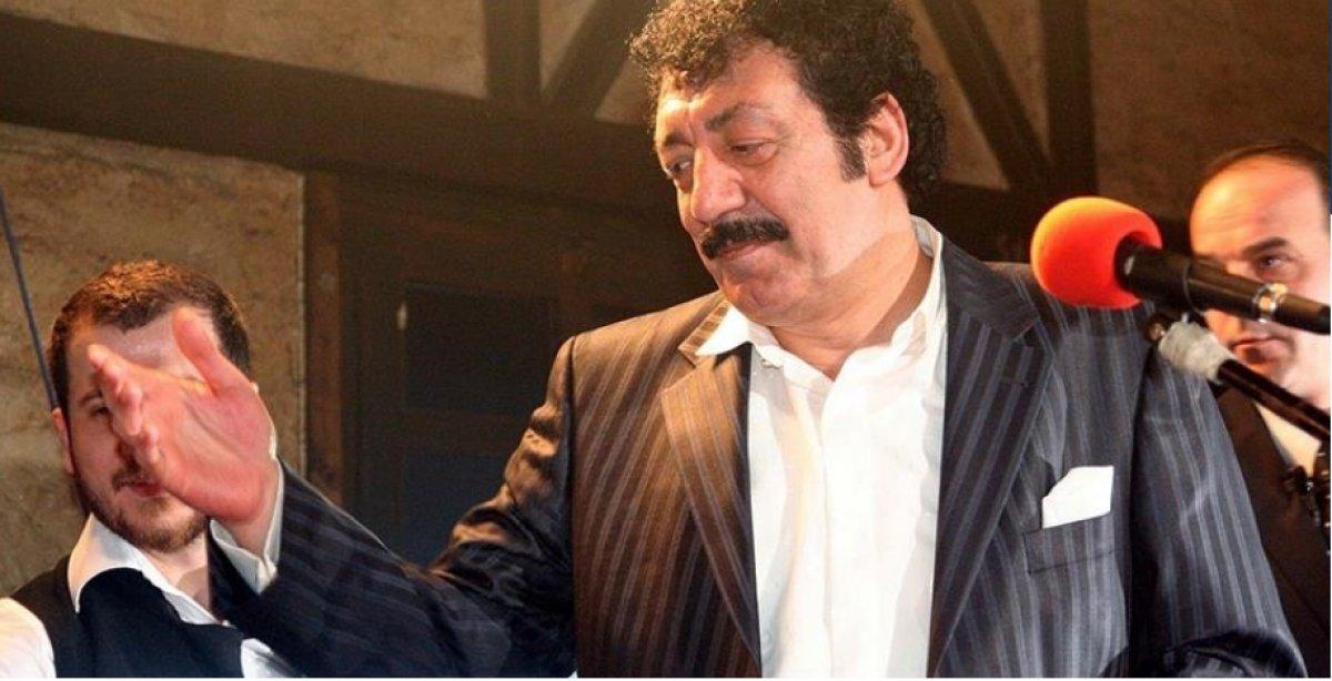 Arabesk müziğin usta ismi Müslüm Gürses, 9 sene önce aramızdan ayrıldı