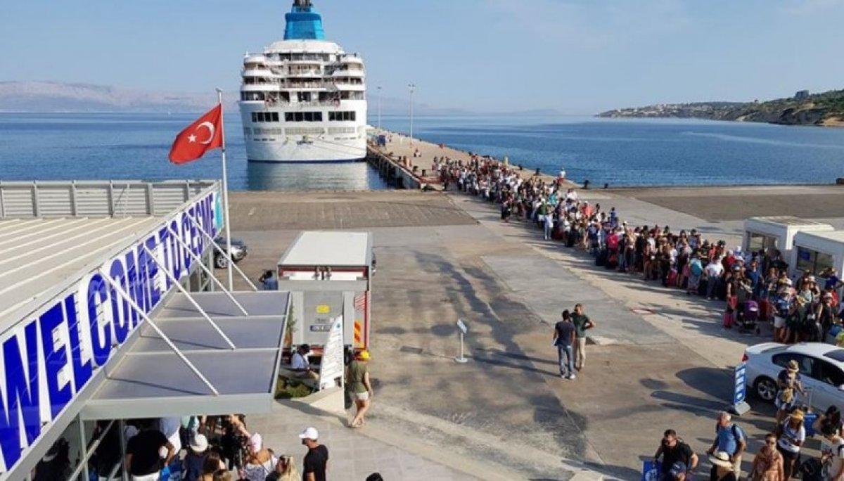 Çeşme’ye kruvaziyer seferleri 6 Nisan’da başlıyor