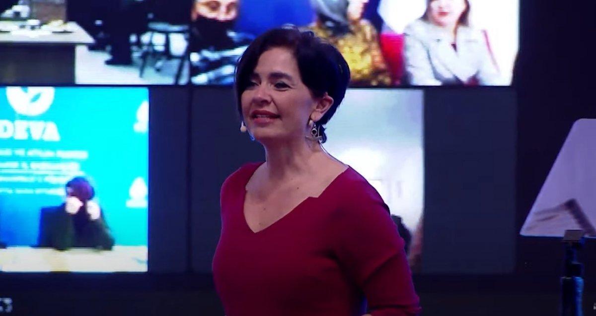 DEVA Partisi'nin programını Özlem Gürses sundu