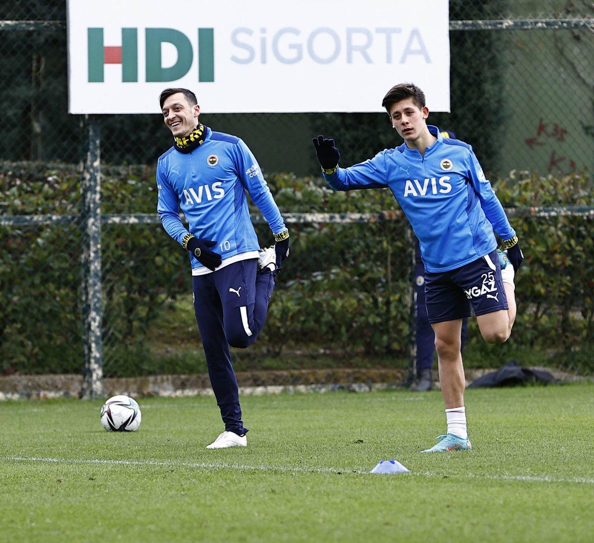 Fenerbahçe - Trabzonspor maçının derbi taktikleri