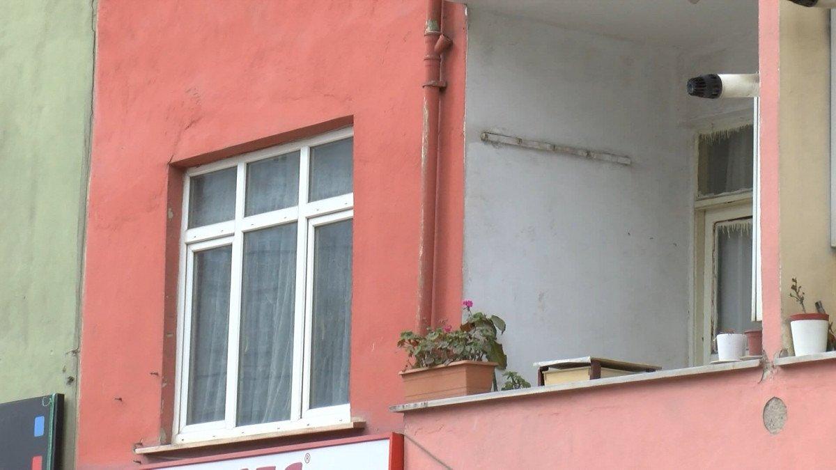 Ümraniye’de kendisinden şikayetçi olan sevgilisini öldürdü