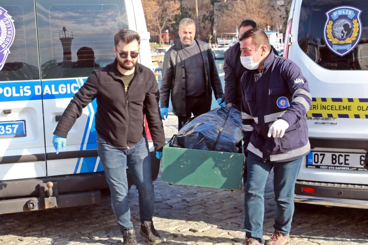 Antalya'da oğlunu kaybeden annenin feryadı: Beni yaktın oğlum