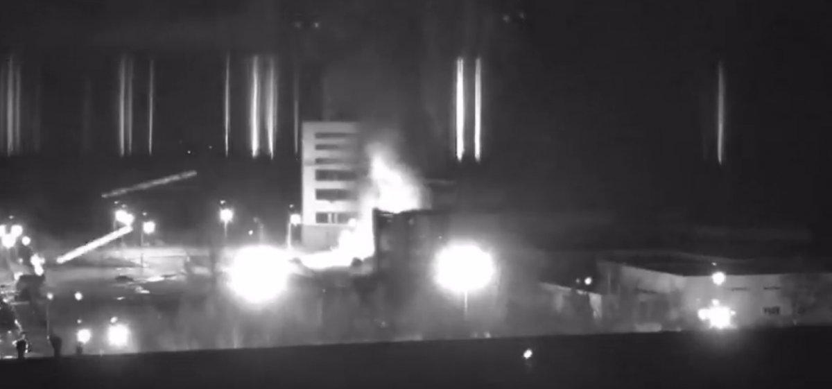 Ukrayna Dışişleri Bakanı Dmitro Kuleba: Santral patlarsa, Çernobil'den 10 kat daha büyük olacak