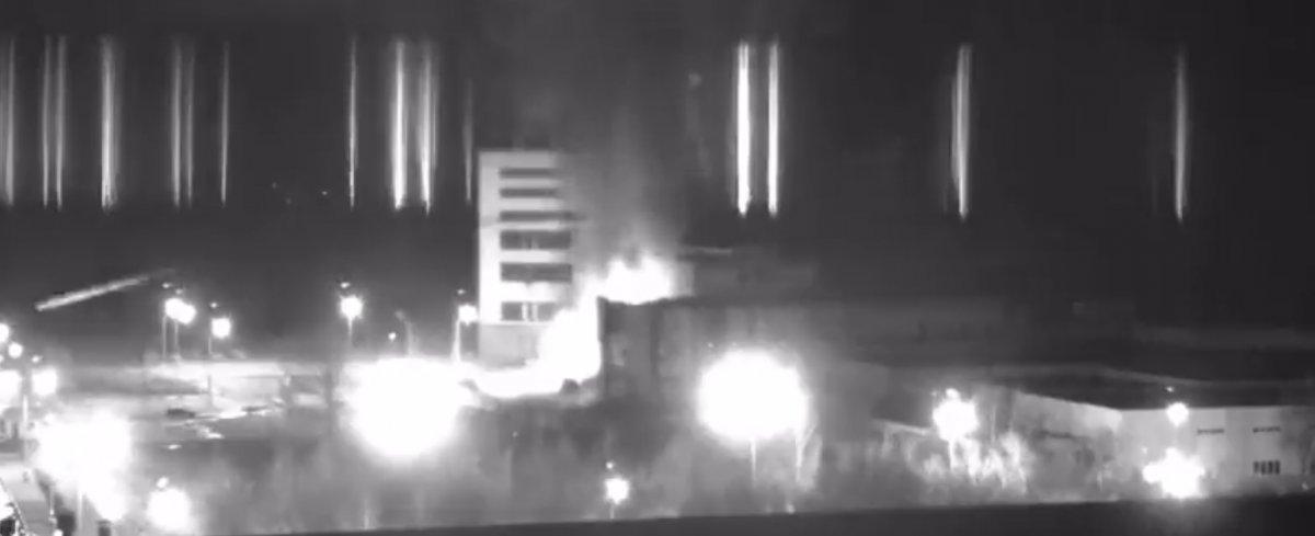 Zelensky, Zaporijya Nükleer Santrali’ne saldırıların durmasını istedi