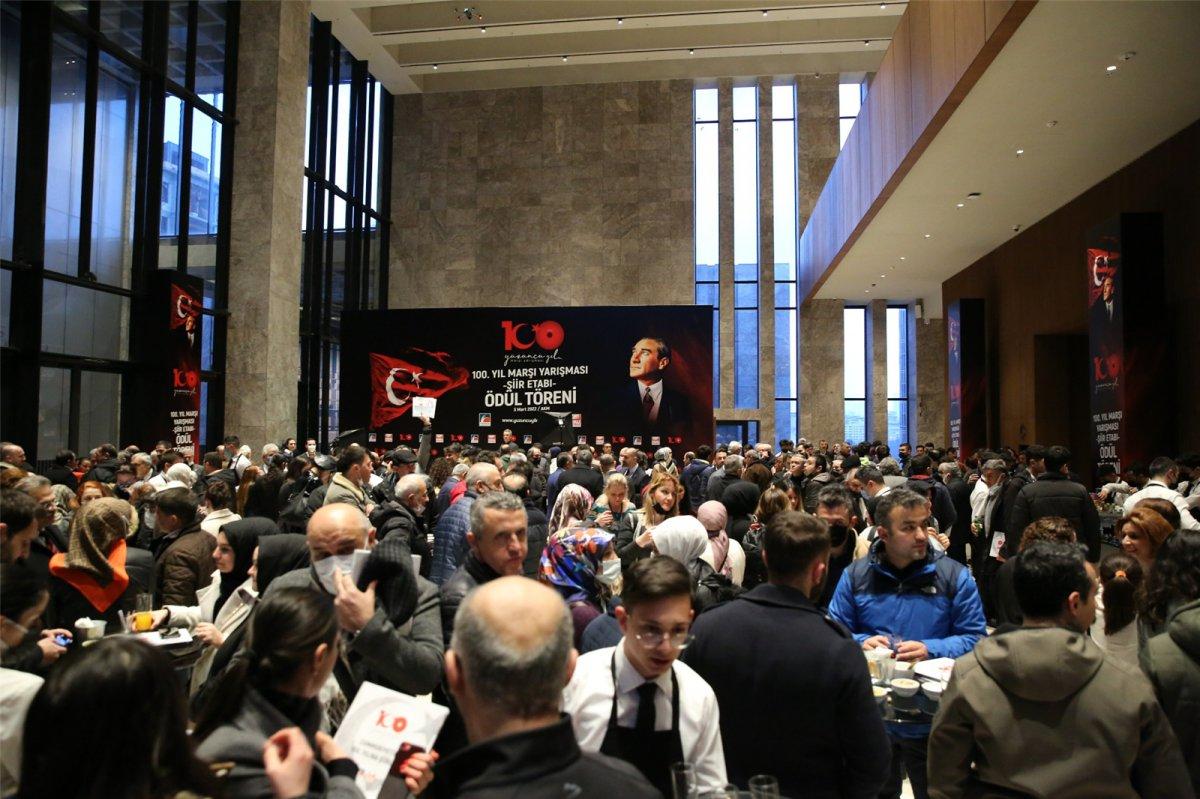 100. yıl marşı yarışmasında seçilen 100 şiir açıklandı