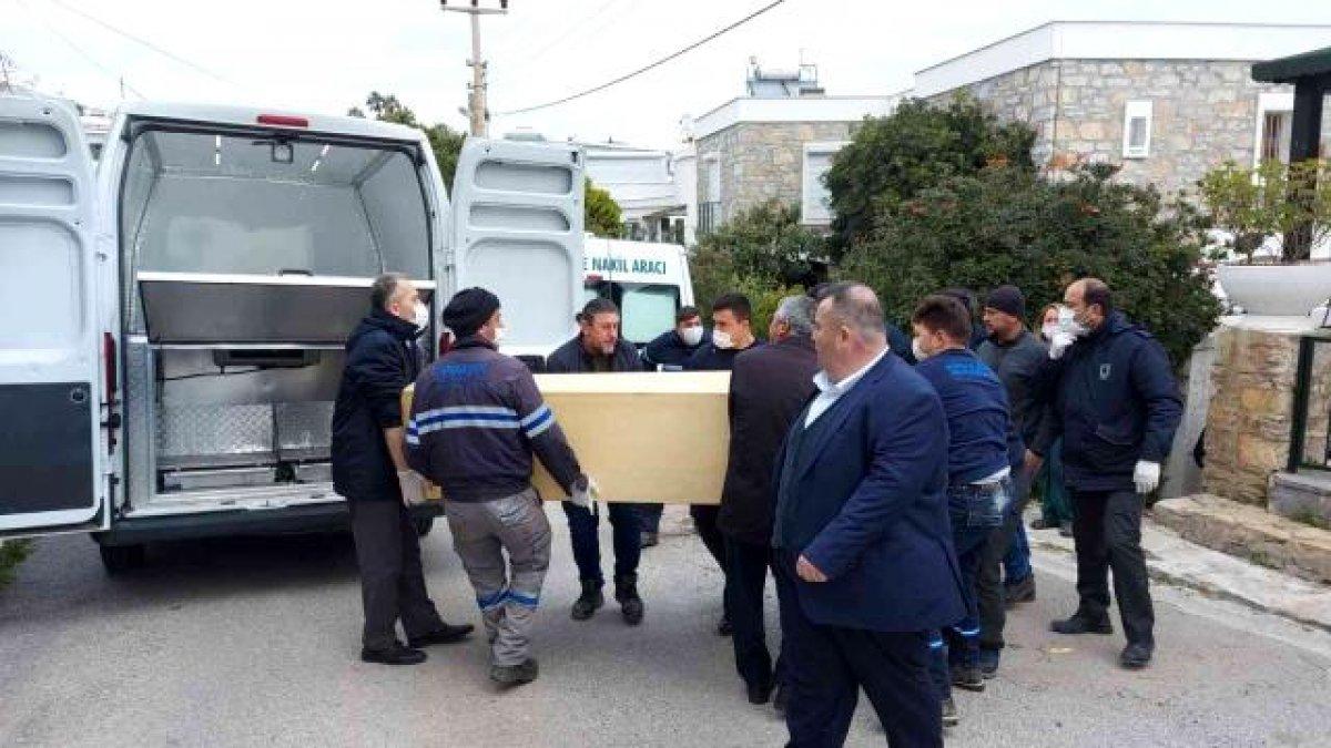 Akrep Nalan'ın köpeği yürekleri burktu