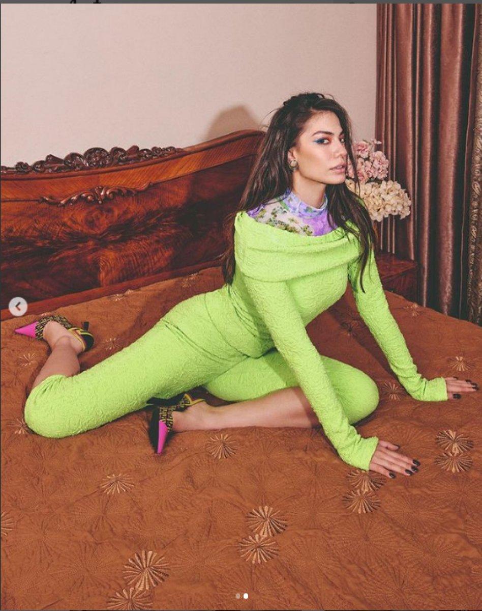 Demet Özdemir, yatakta poz verdi