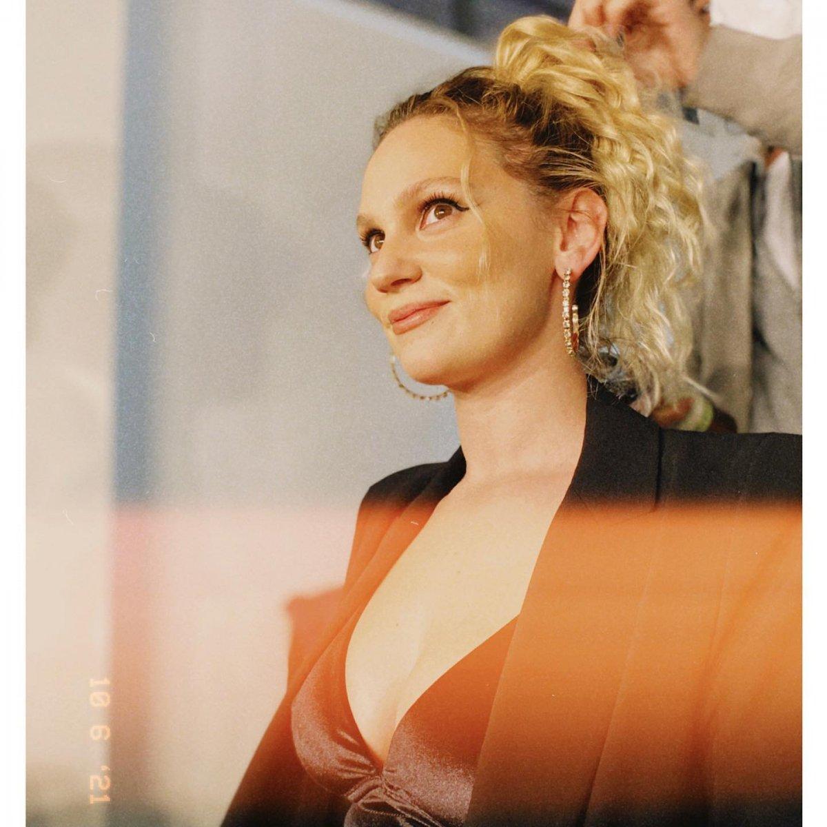 Serenay Sarıkaya: Bergen, Farah'a kısmetmiş