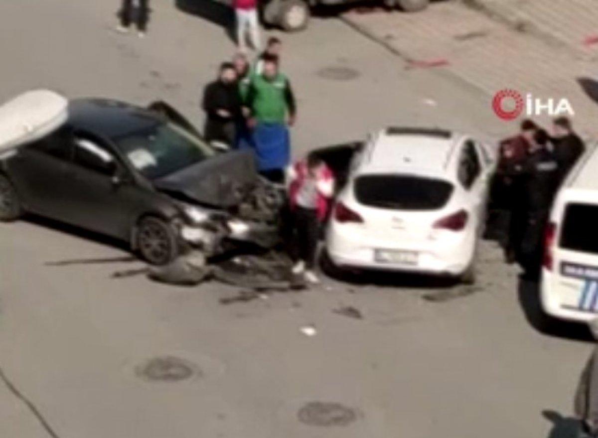 Esenyurt’ta ehliyetsiz çocuklar ortalığı birbirine kattı