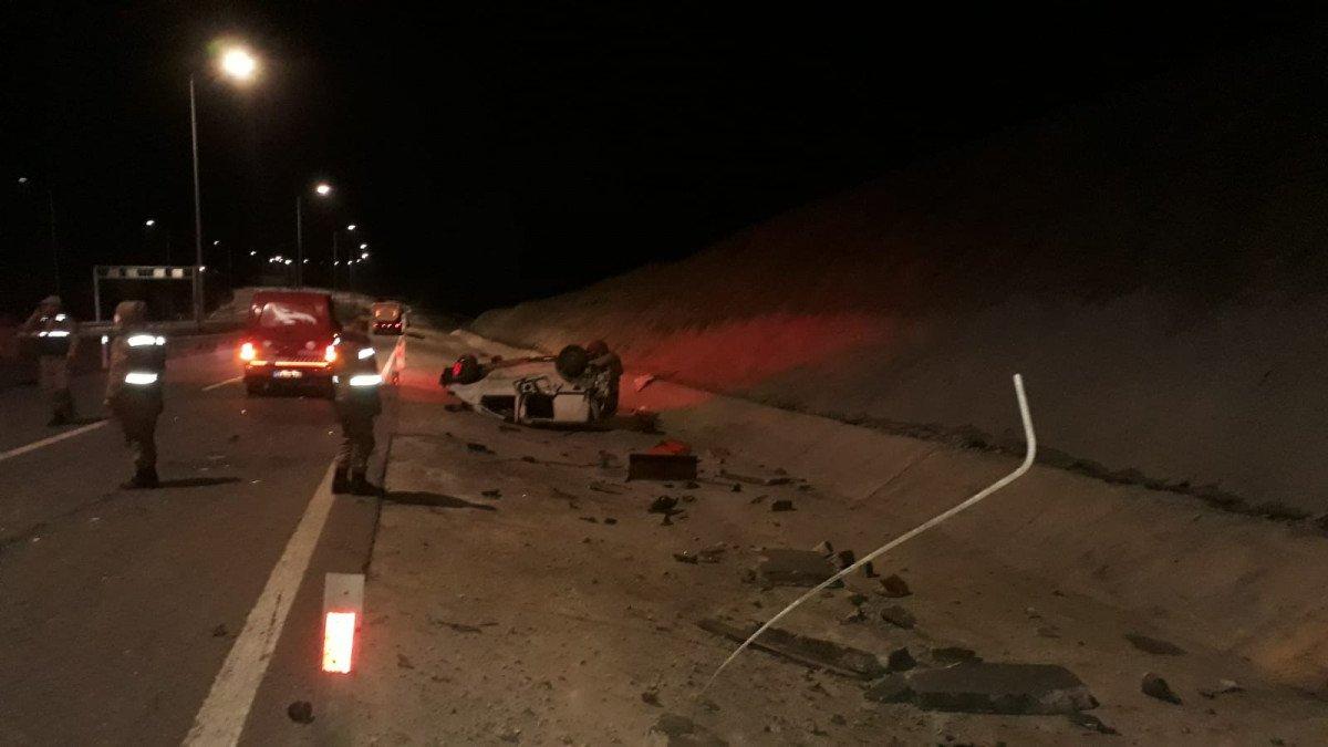 Malatya'da araç şarampole devrildi: 2 ölü