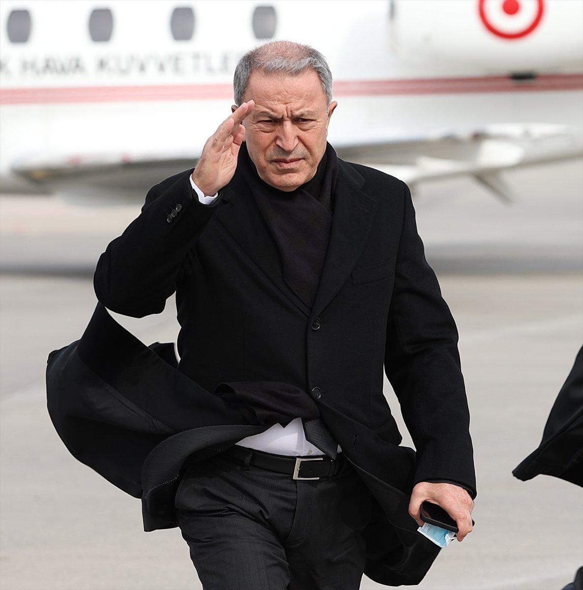 Hulusi Akar: İki nakliye uçağımız Ukrayna'da bekliyor