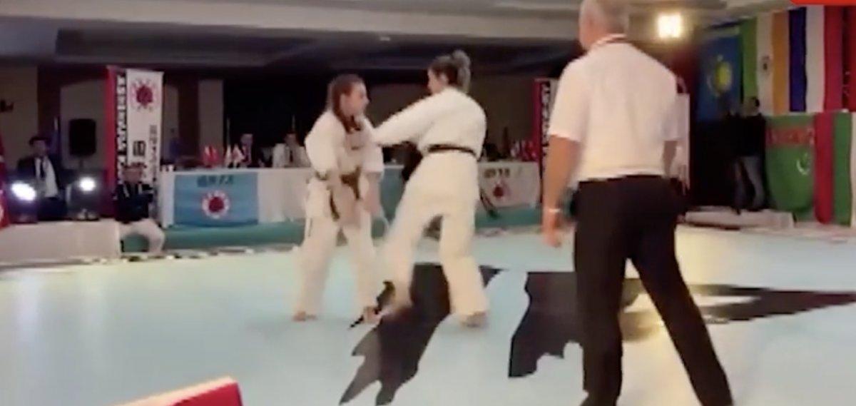 Milli wushucu Beyzanur Karakaya Dünya Şampiyonu