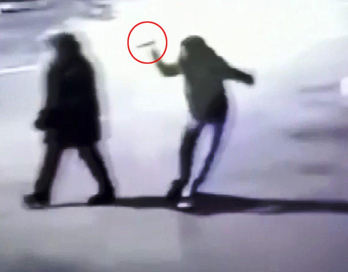 Antalya'da sokak ortasında bıçaklı saldırı