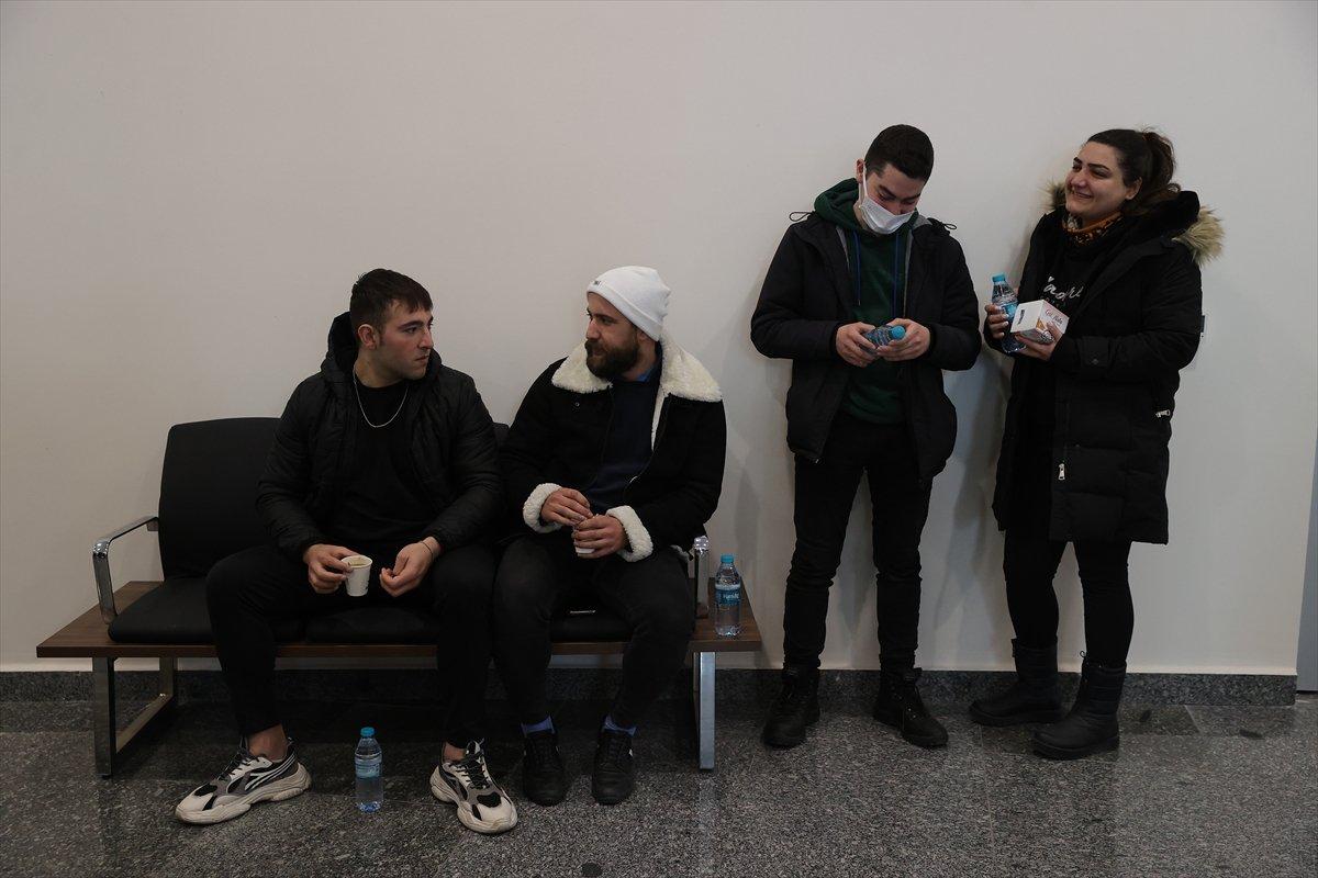 Ukrayna'dan tahliye edilen Türklerin sayısı 11 bini geçti