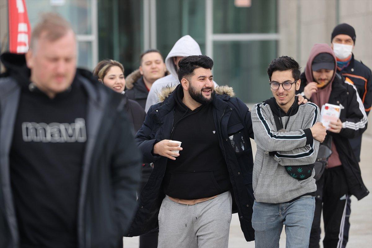 Ukrayna'dan tahliye edilen Türklerin sayısı 11 bini geçti