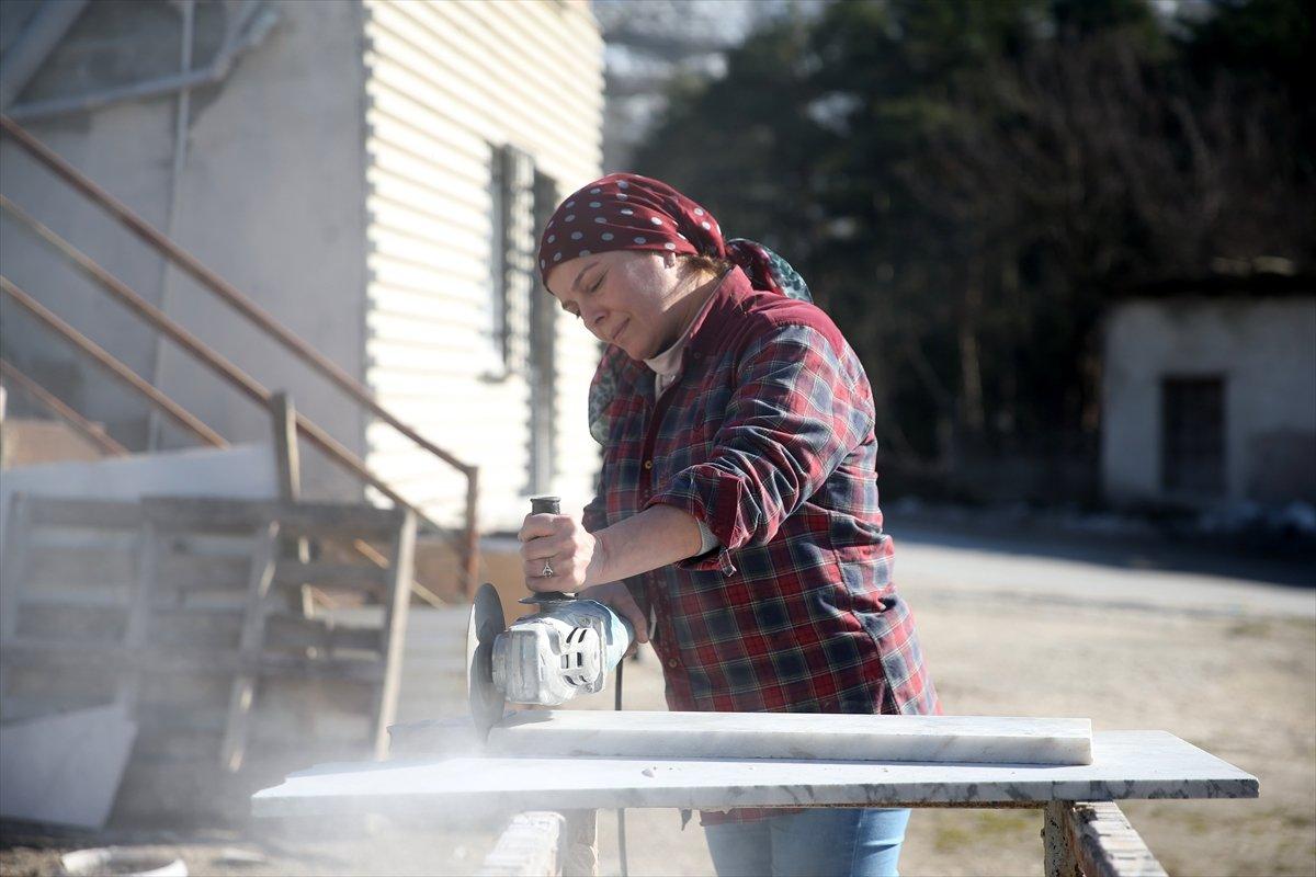 Düzce'de 20 yıldır atölye işleten kadın mermer ustası oldu