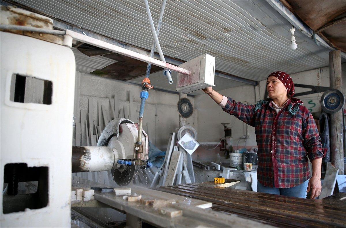 Düzce'de 20 yıldır atölye işleten kadın mermer ustası oldu