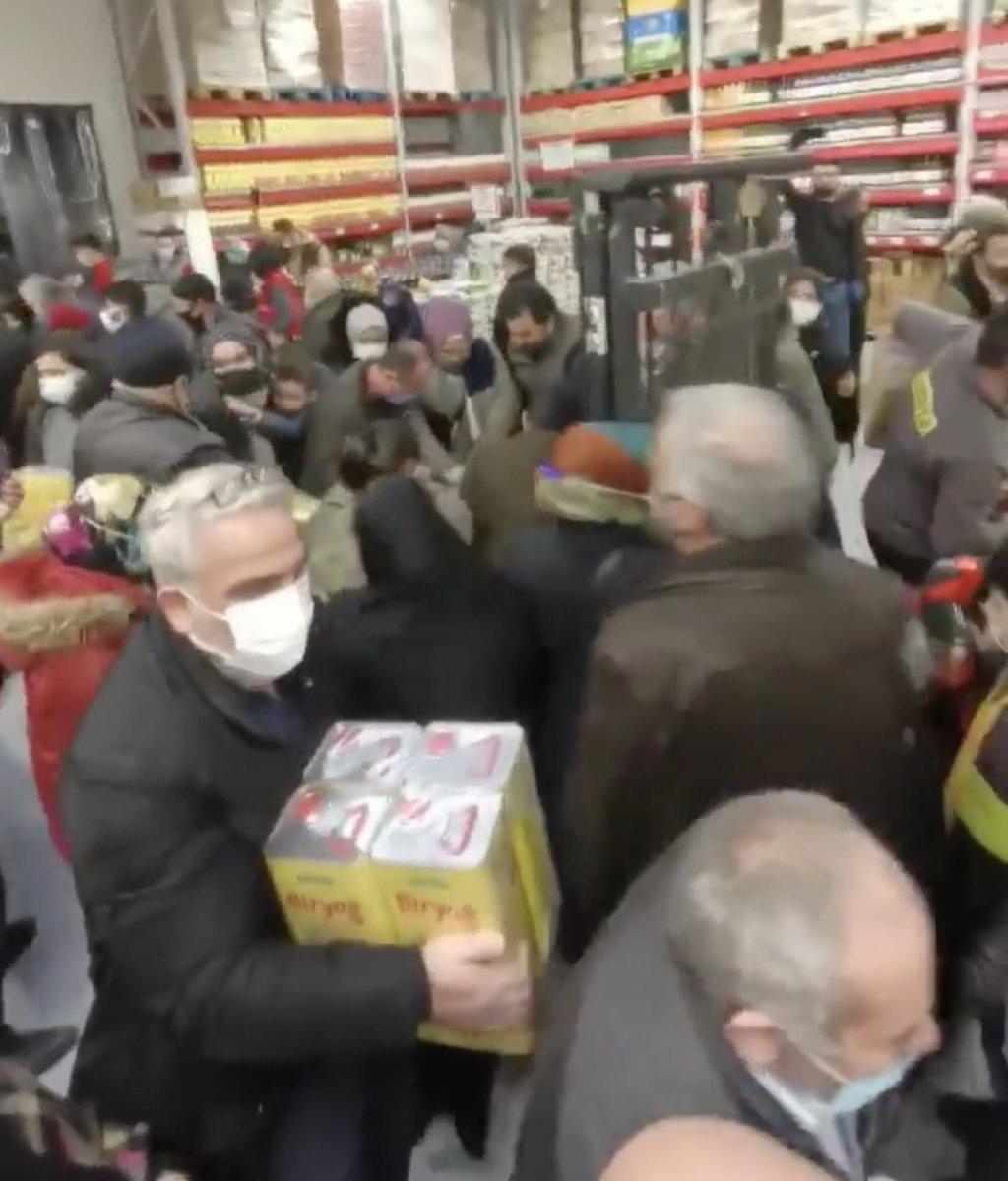 Bakan Vahit Kirişçi: Ülkemizin yeterli ayçiçeği yağı stoku bulunmaktadır