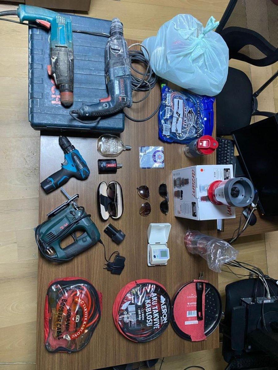 İstanbul’da 19 araç soyan hırsız yakalandı