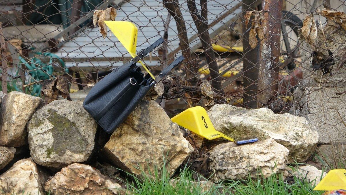 Adıyaman’da bir kadına sokak ortasında kanlı pusu