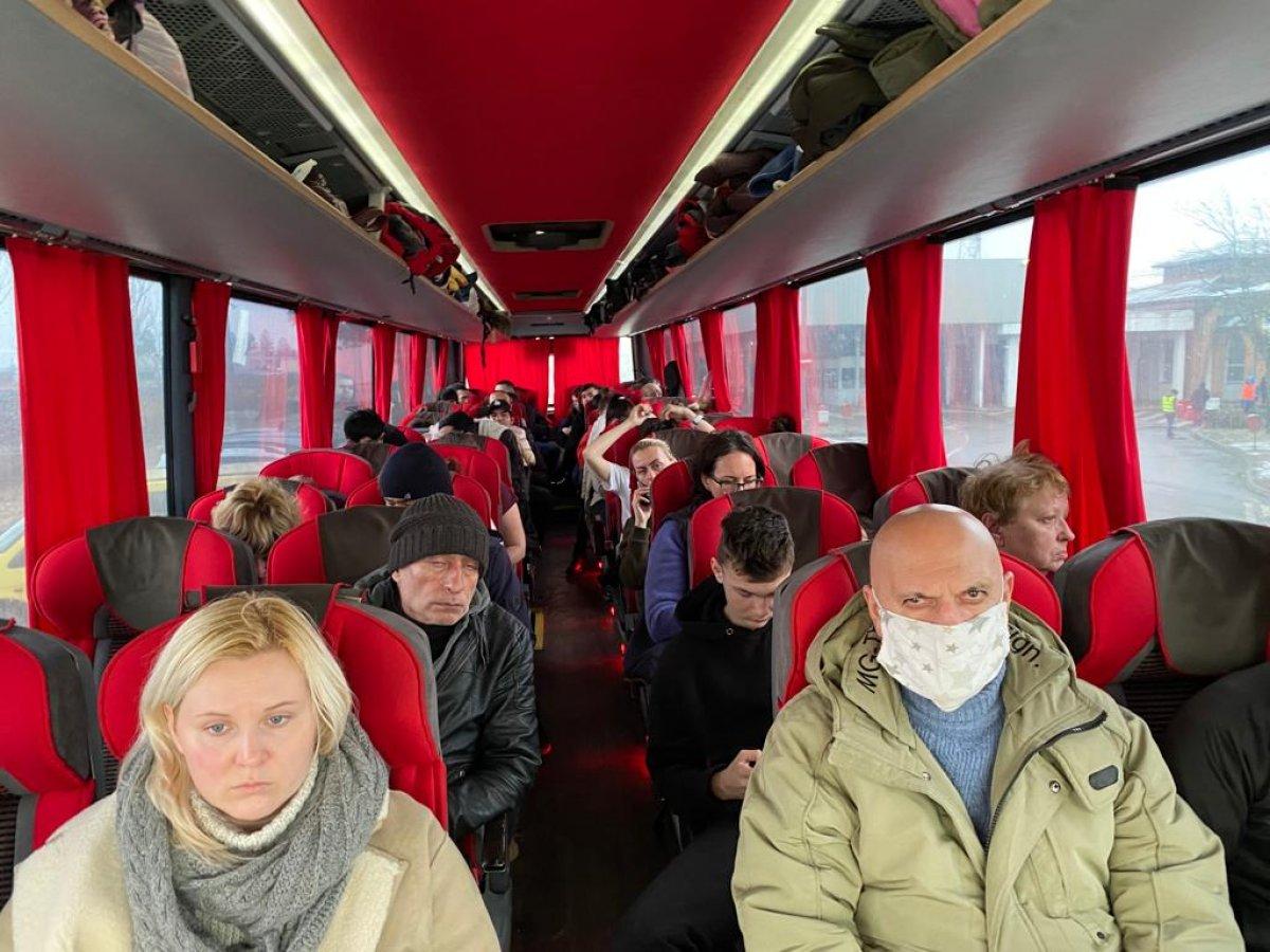 UMKE ekipleri Ukrayna sınırında sağlık taraması yapıyor