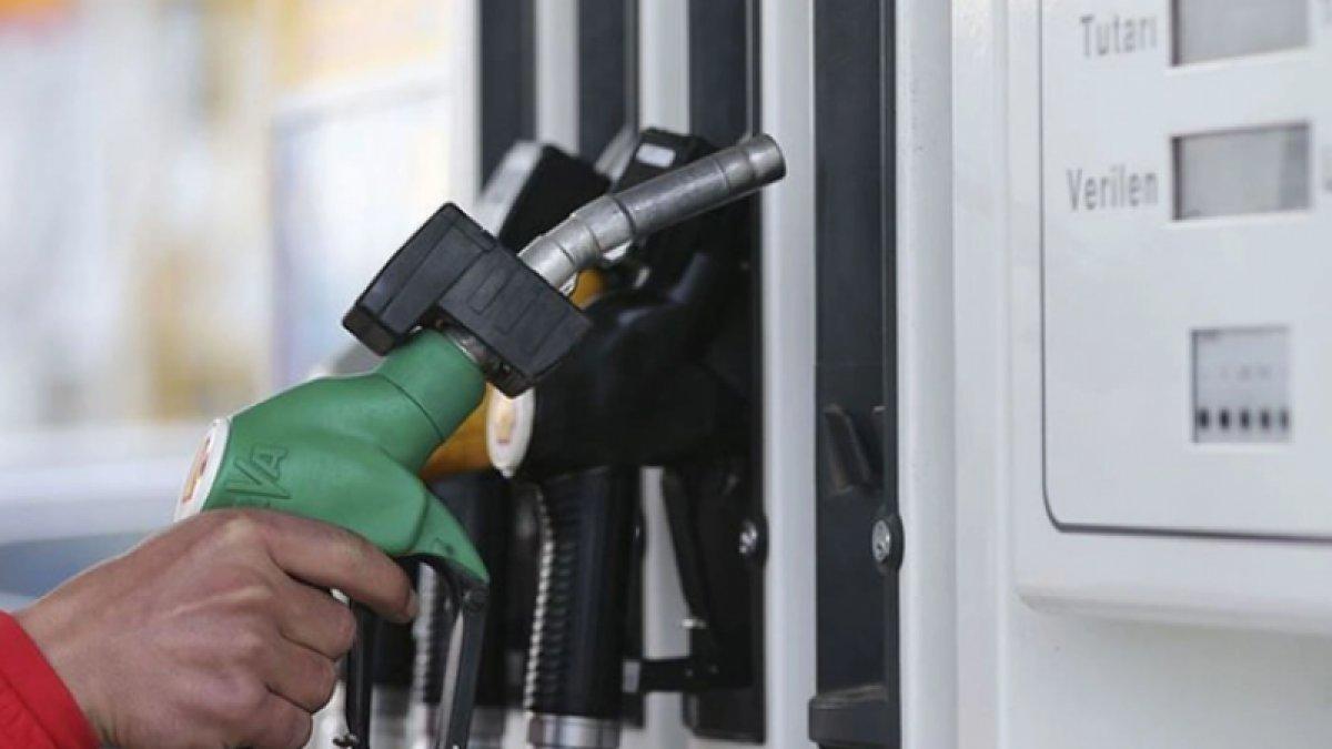22 liraya dayandı! Benzin ve motorin litresi kaç TL? 8 Mart'tan itibaren...