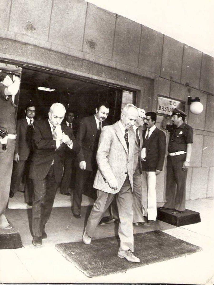 Bülent Ulusu kimdir