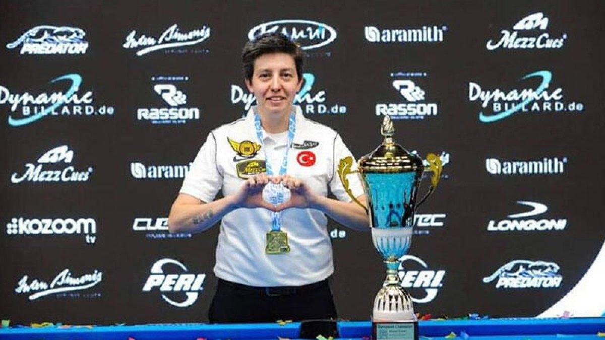 Milli bilardocu Eylül Kibaroğlu Slovenya'da Avrupa şampiyonu