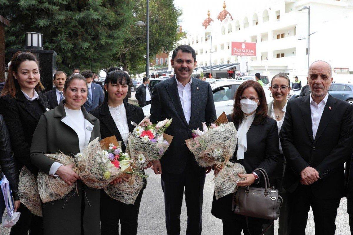 Murat Kurum: Kadınlarımız her alanda Türkiye'yi büyütüyor