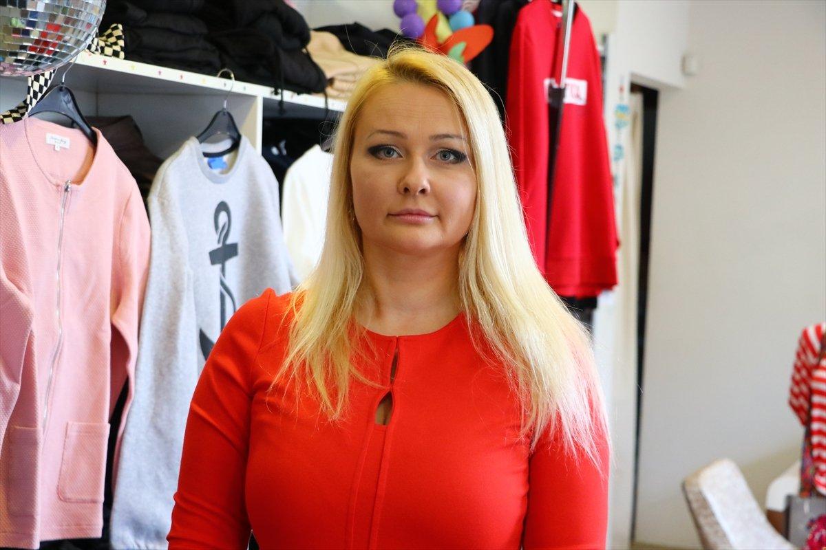 Tekirdağ'da Ukraynalı gelin, ülkesi için yardım topluyor