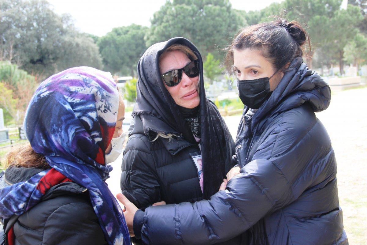 Seray Sever’den babasına acı veda