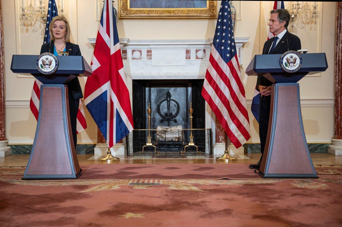 Antony Blinken: Ukrayna halkı Putin'in getireceği kukla rejimi kabul etmeyecek