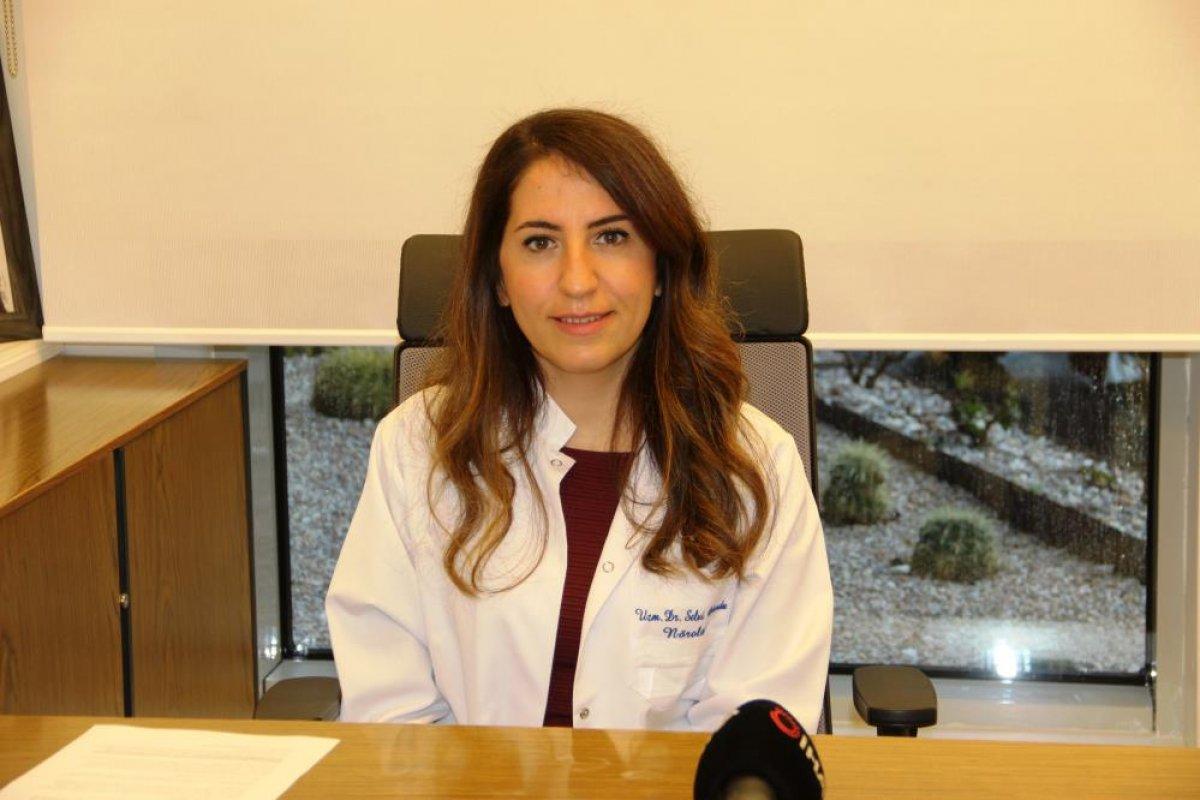 Doktorlardan uyarı: Epilepsi nöbeti geçirene soğan ya da kolonya koklatmayın