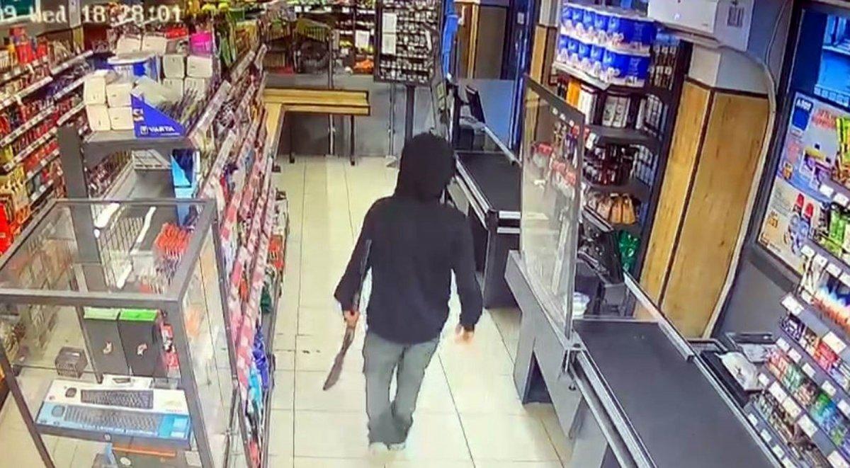 Samsun'da tüfekli soyguncu, girişiminde başarısız oldu