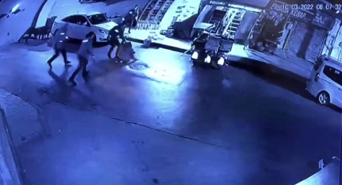 Fatih’te silahlı şahıs, sevgilisi rehin aldı