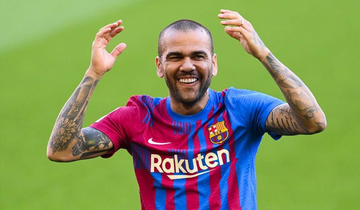 Dani Alves: Galatasaray'ın bulunduğu durumla ilgilenmiyoruz