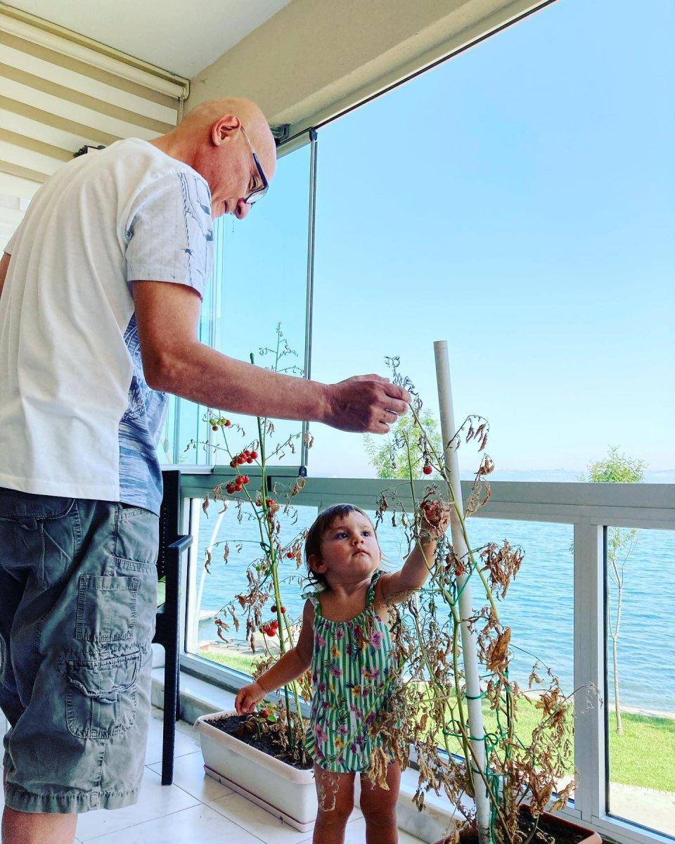 Oyuncu Feride Çetin'in eşi Murat Özer vefat etti