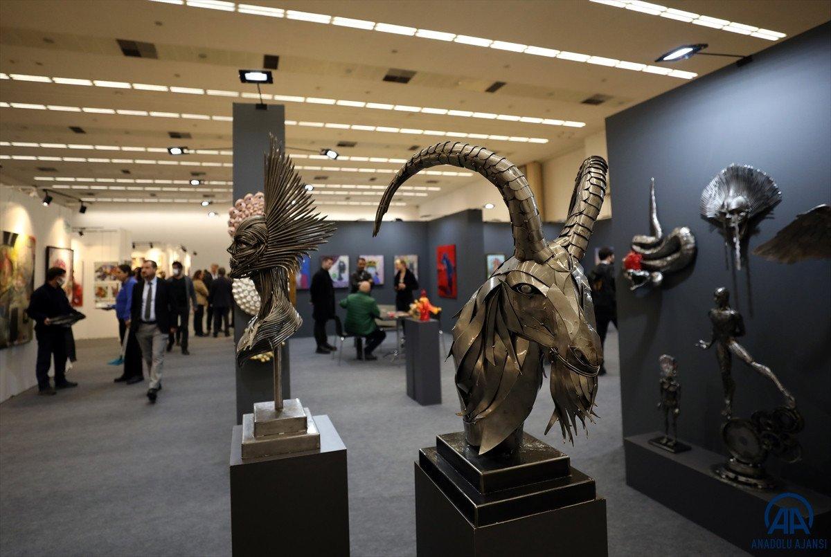ArtAnkara Uluslararası Çağdaş Sanat Fuarı, kapılarını sanatseverlere açtı