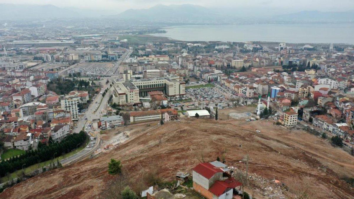 Kocaeli'de 'Cedit Kentsel Dönüşüm Projesi' kapsamında 489 bina yıkıldı