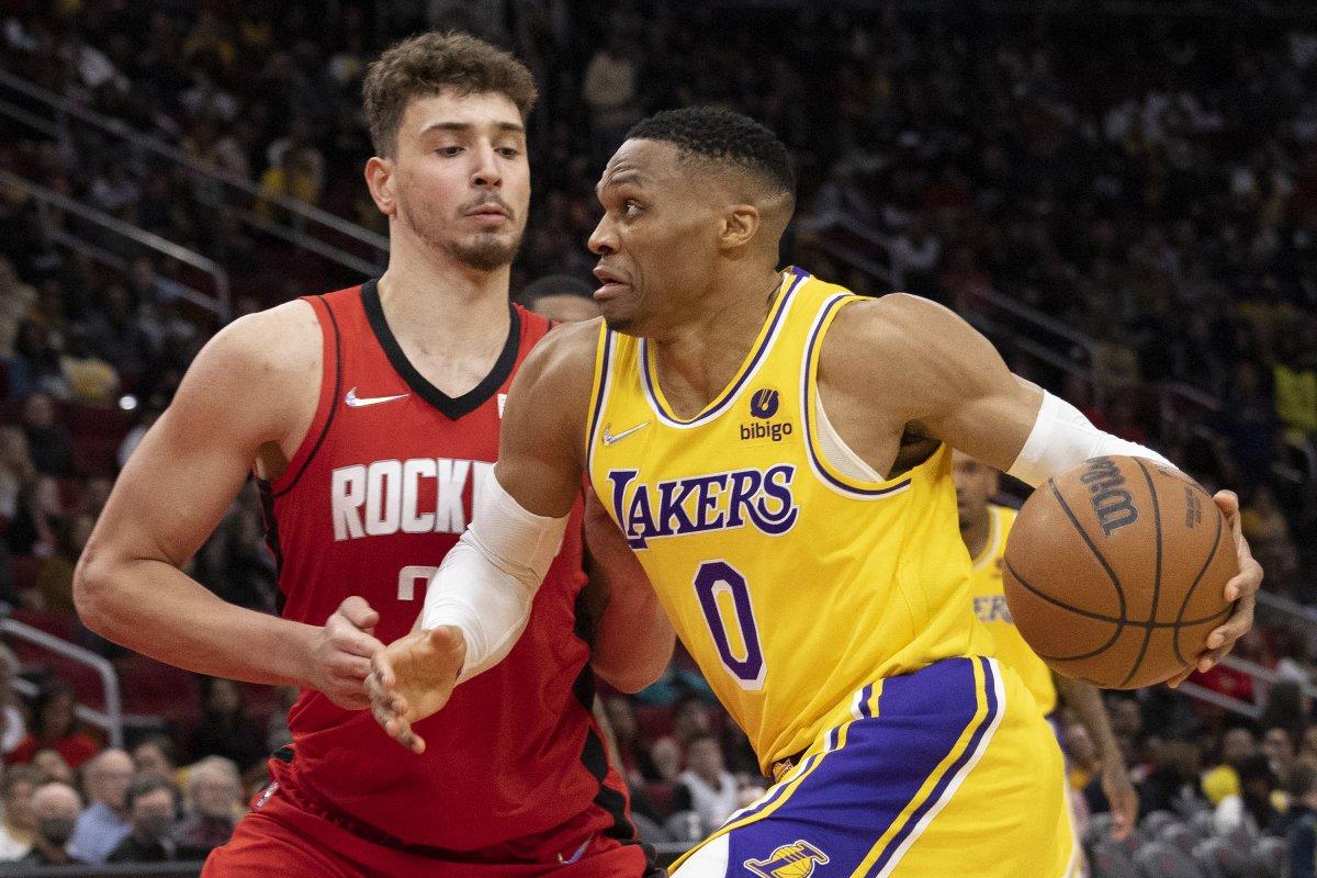 Alperen Şengün kariyer maçını oynadı, Rockets kazandı