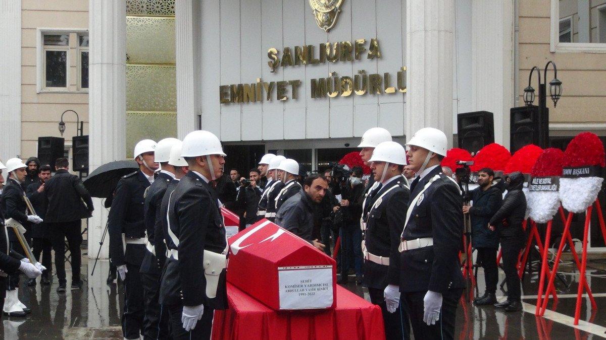Şanlıurfa’da şehit düşen polisler için tören