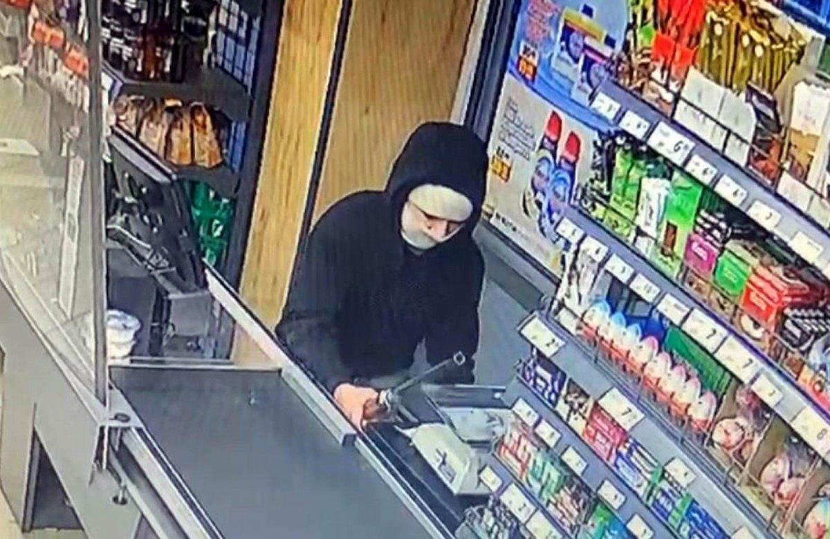 Samsun'da tüfekli soyguncu, girişiminde başarısız oldu