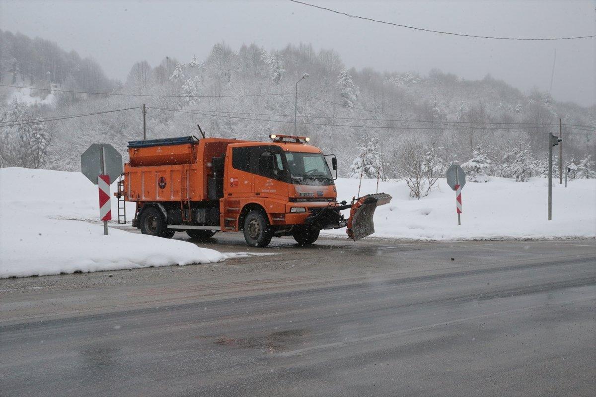 Bolu Dağı Tüneli'nde kar ve sis etkili