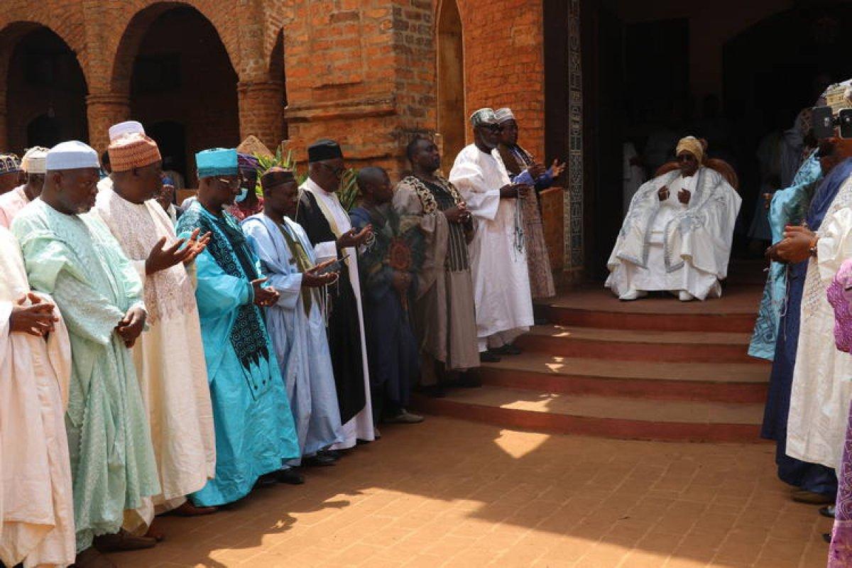 Kamerun’da devam eden Osmanlı kültürü: Cuma selamlığı