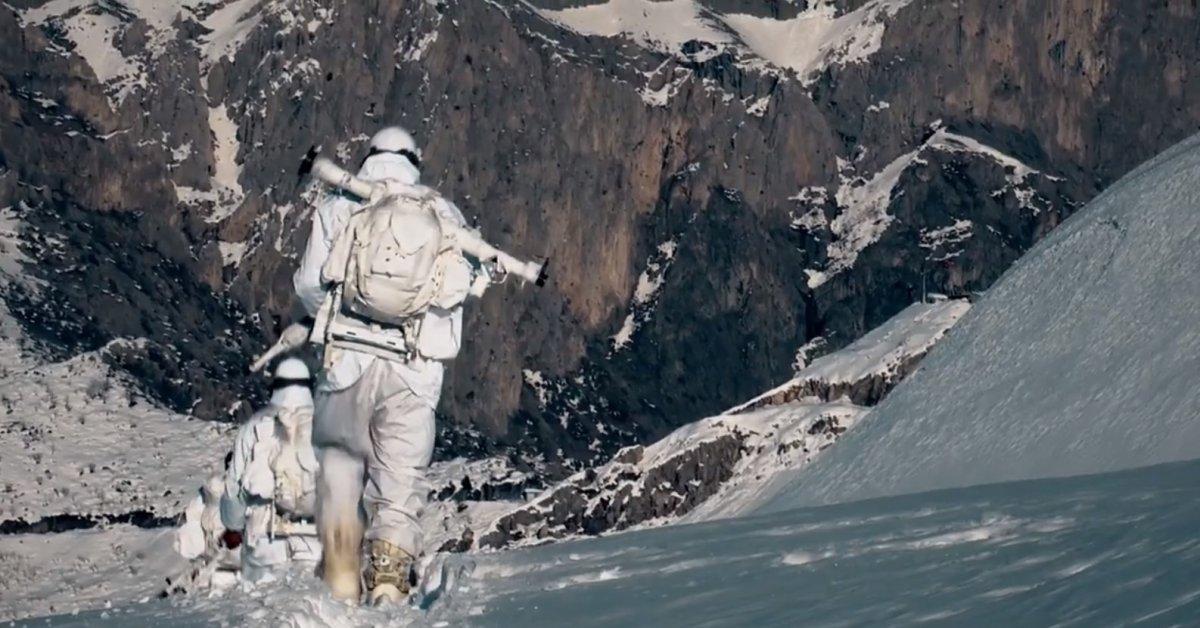 Mehmetçik, zorlu hava ve arazi koşullarında vatan nöbetinde