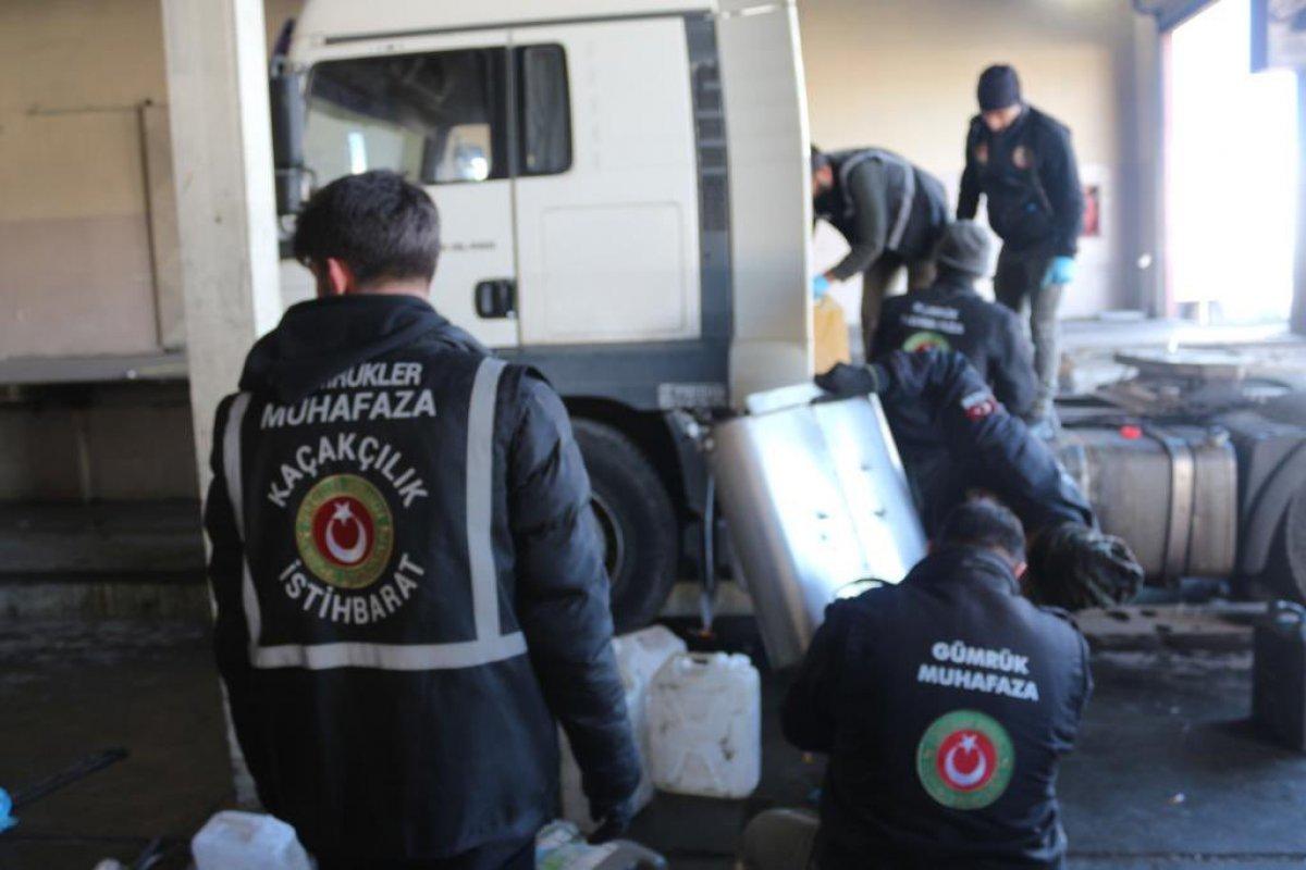 Mehmet Muş: Gürbulak'ta 1 Ton 18 kg metamfetamin ele geçirildi