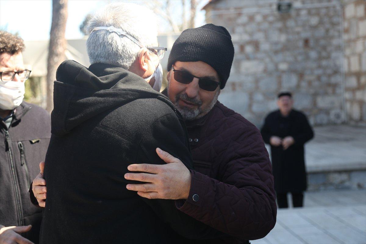 Başıboş sokak köpeği kurbanı Rabia, son yolculuğuna uğurlandı