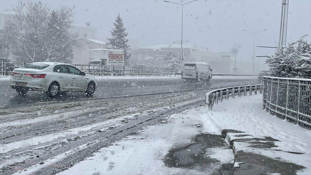 İstanbul'da beklenen kar yağışı, meteoroloji radarında