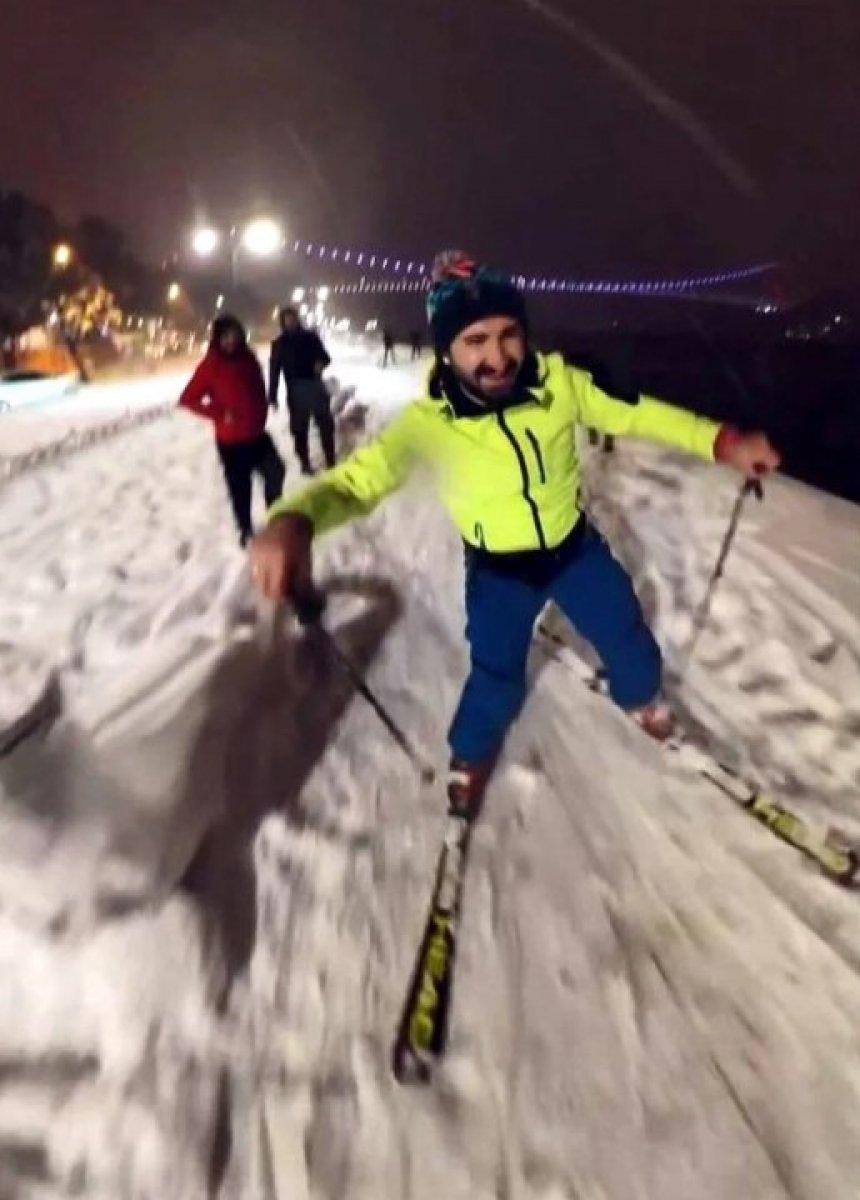 Boğaz'da kayak keyfi